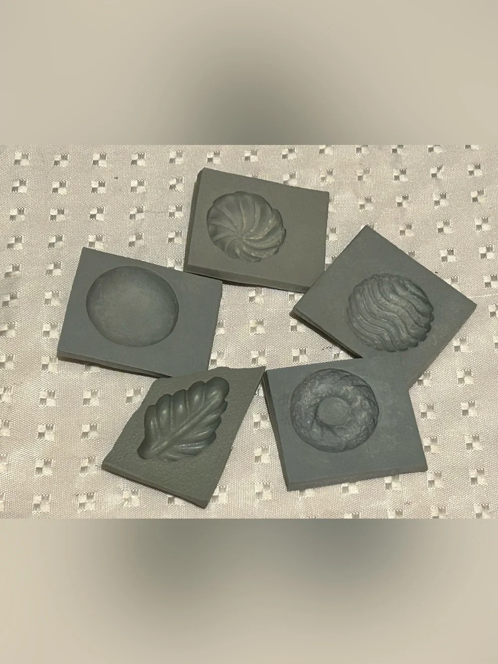 24 Vintage Rubber Molds Holidays , Leaves , Bells Mint Wedding Candy